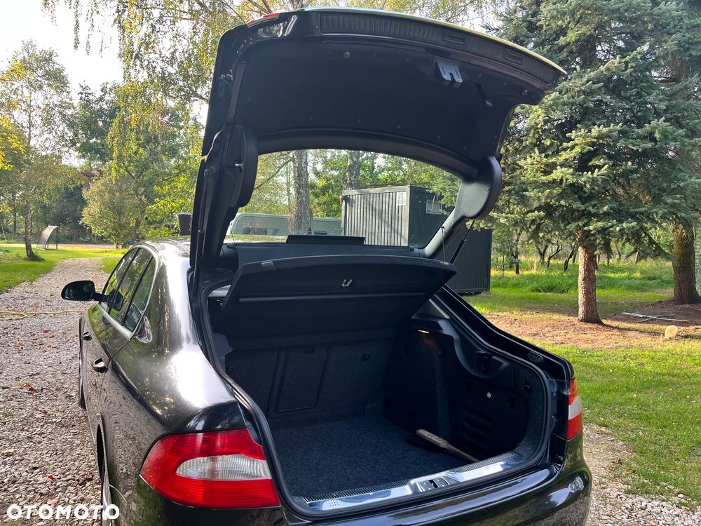 Skoda Superb - 17