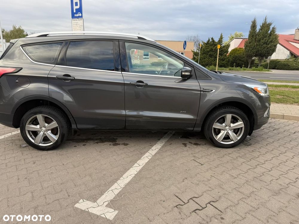 Ford Kuga 1.5 EcoBoost 4x4 Titanium - 5
