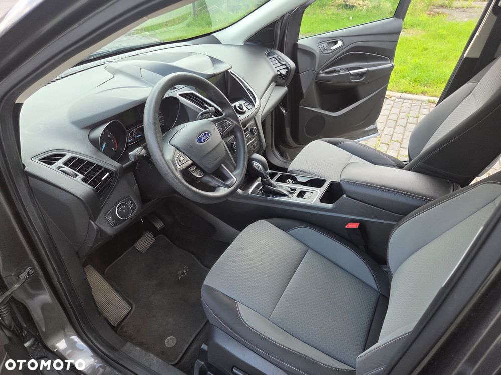 Ford Kuga - 15