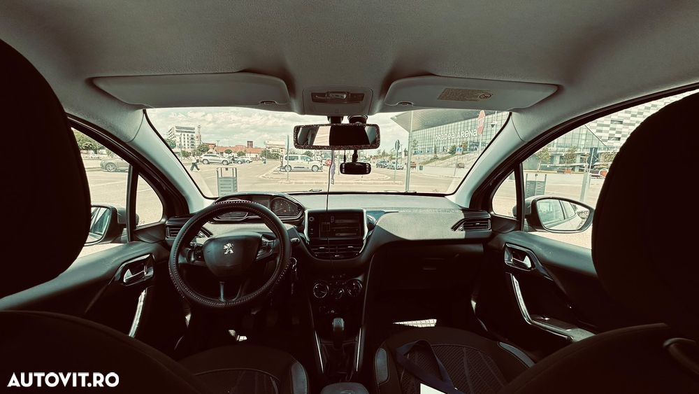 Peugeot 208 1.2 VTi Active - 10