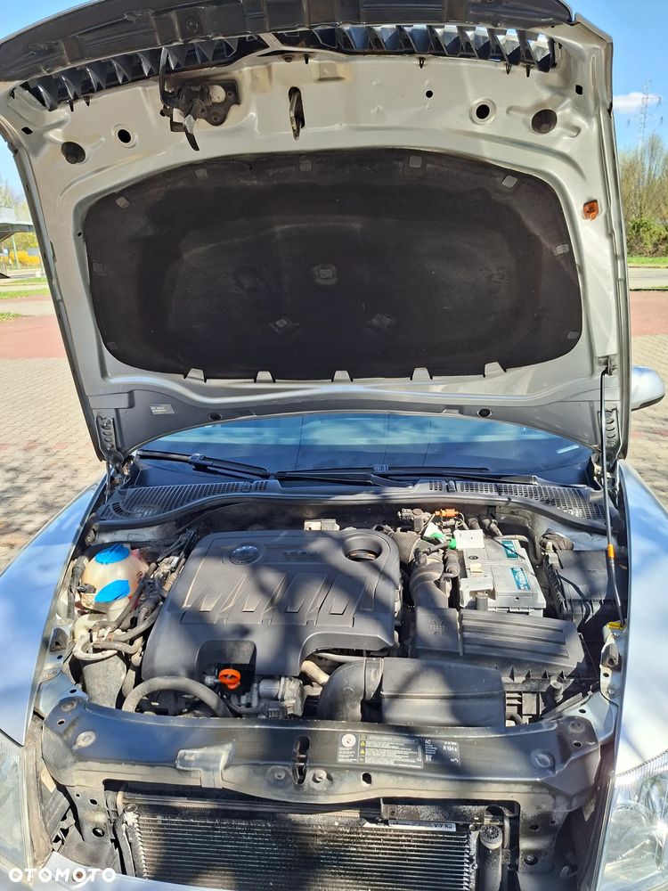 Skoda Octavia 2.0 TDI DPF Elegance - 12