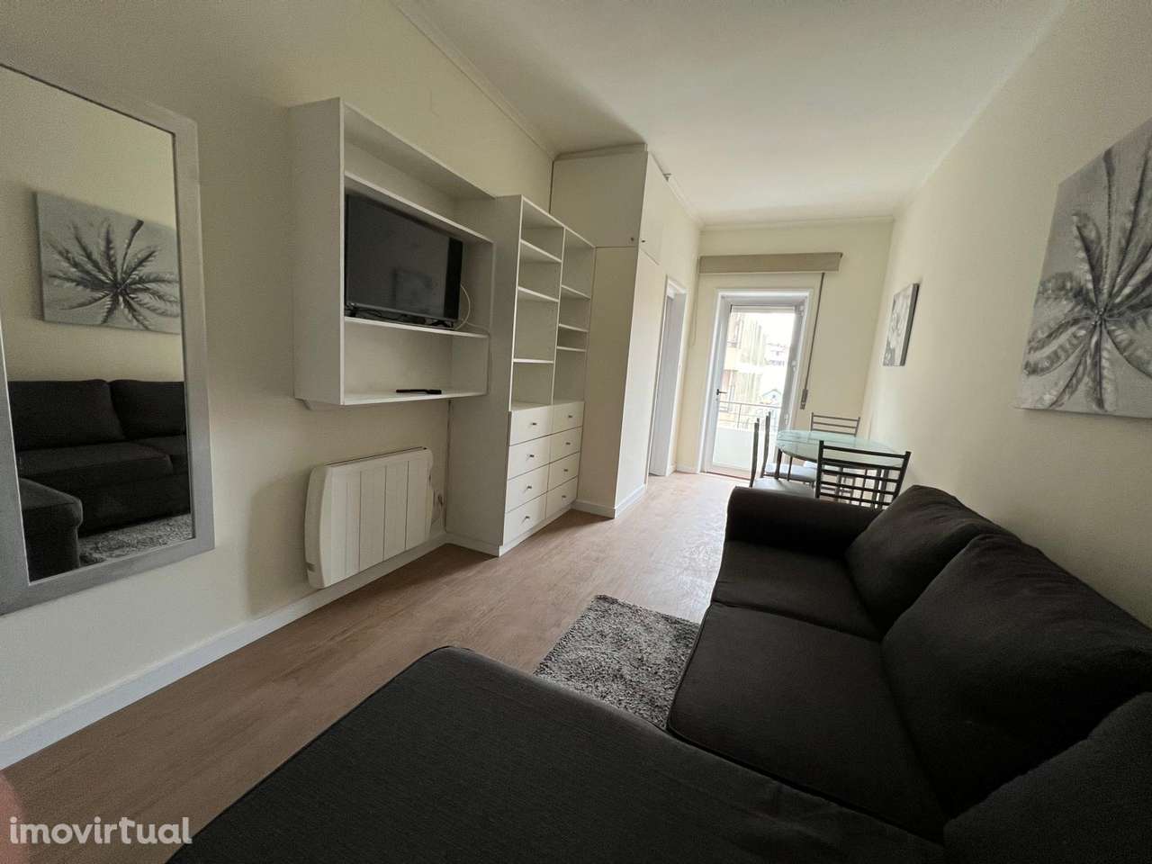 T1 Porto  Rua da Alegria    Metro Marquês  Remodelado e Mobilado - Grande imagem: 3/30