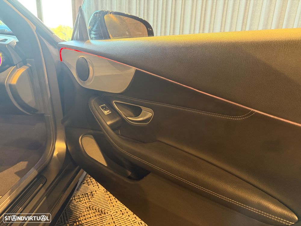 Mercedes-Benz C 250 d 4Matic 9G-TRONIC AMG Line - 32