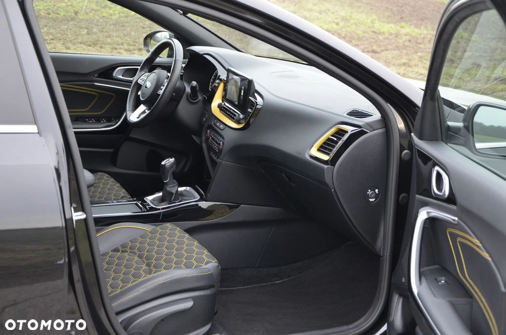 Kia XCeed 1.5 T-GDI OPF PLATINUM EDITION - 20