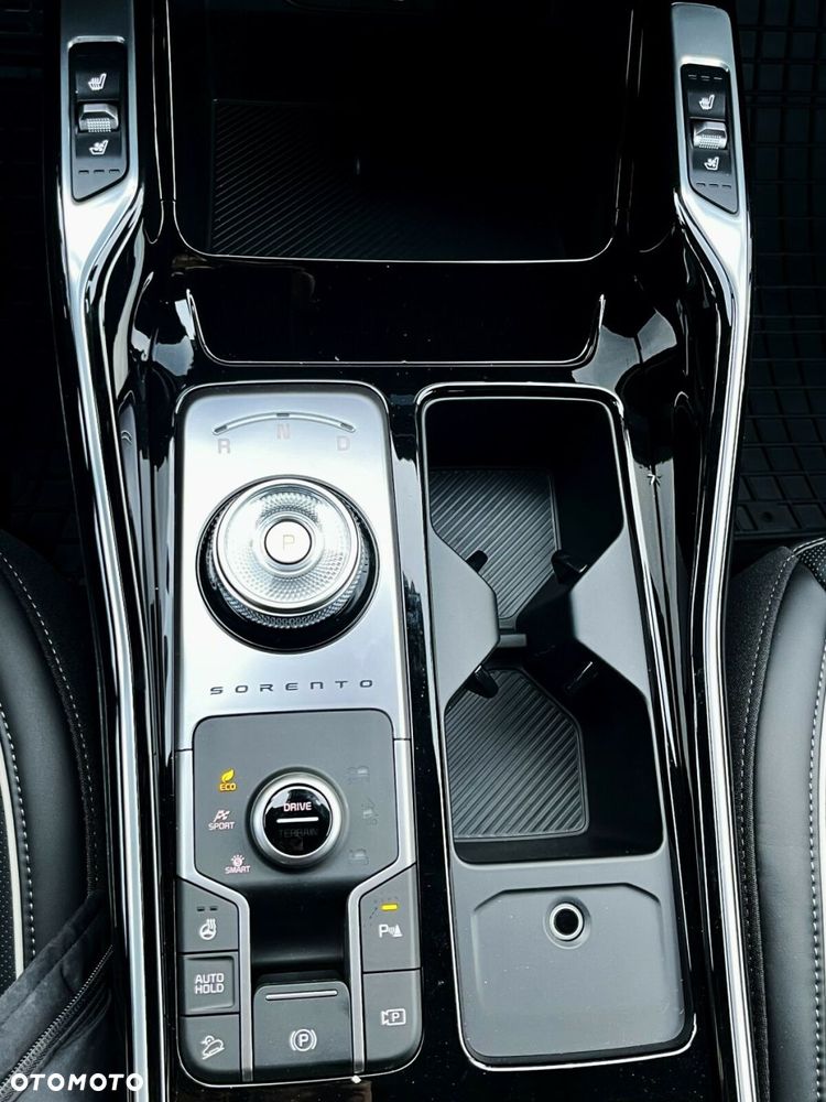 Kia Sorento 1.6 T-GDI HEV Prestige Line 6os - 32