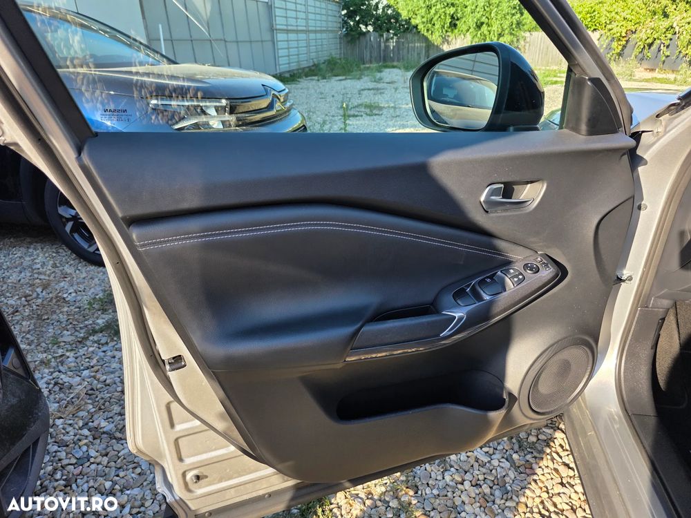 Nissan Juke 1.0 DIG-T DCT Tekna - 22