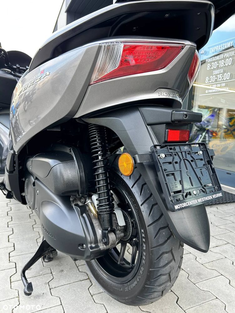 Honda NSS - 29