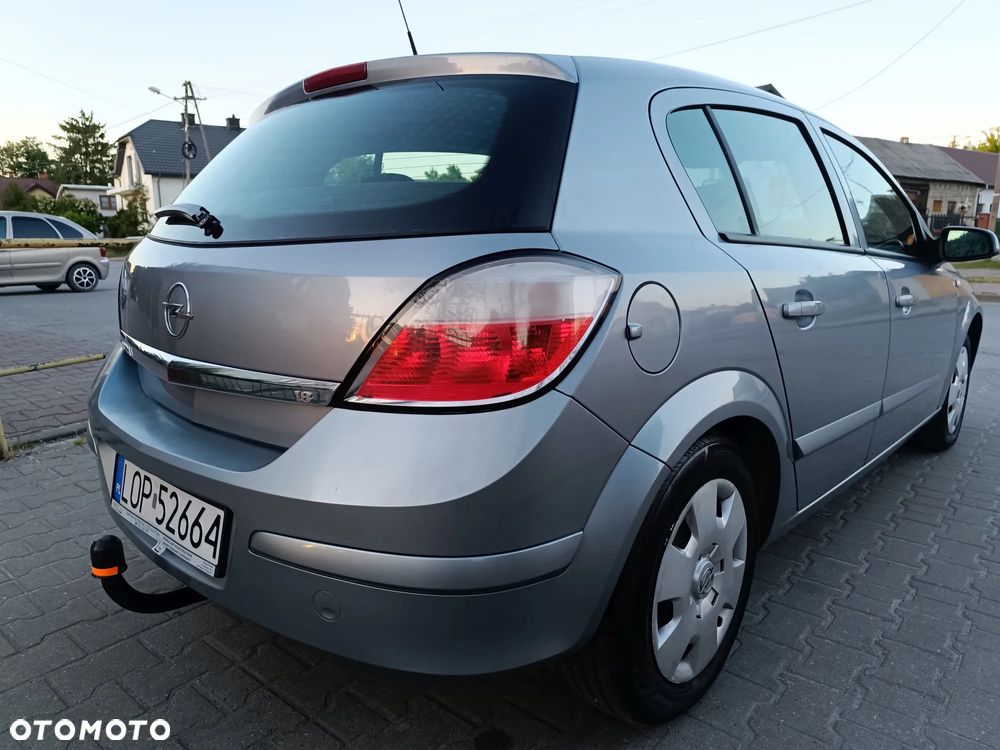Opel Astra 1.8 Enjoy - 4