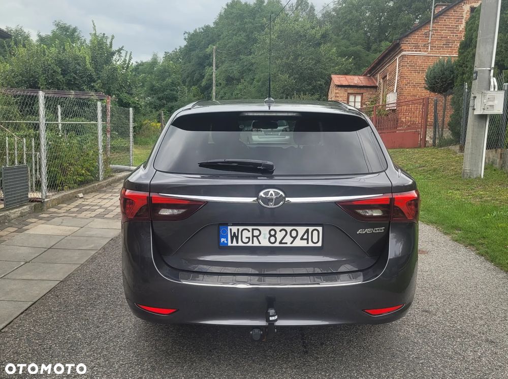 Toyota Avensis Touring Sports 1.8 Multidrive S Edition S+ - 4