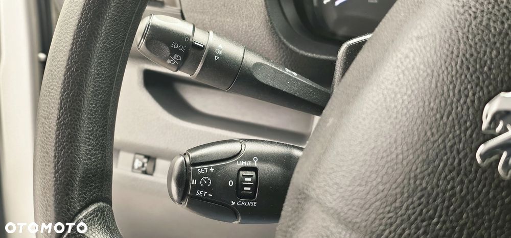Peugeot Expert - 35