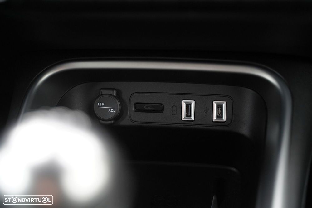 Jeep Avenger 1.2 GSE T3 Summit - 26