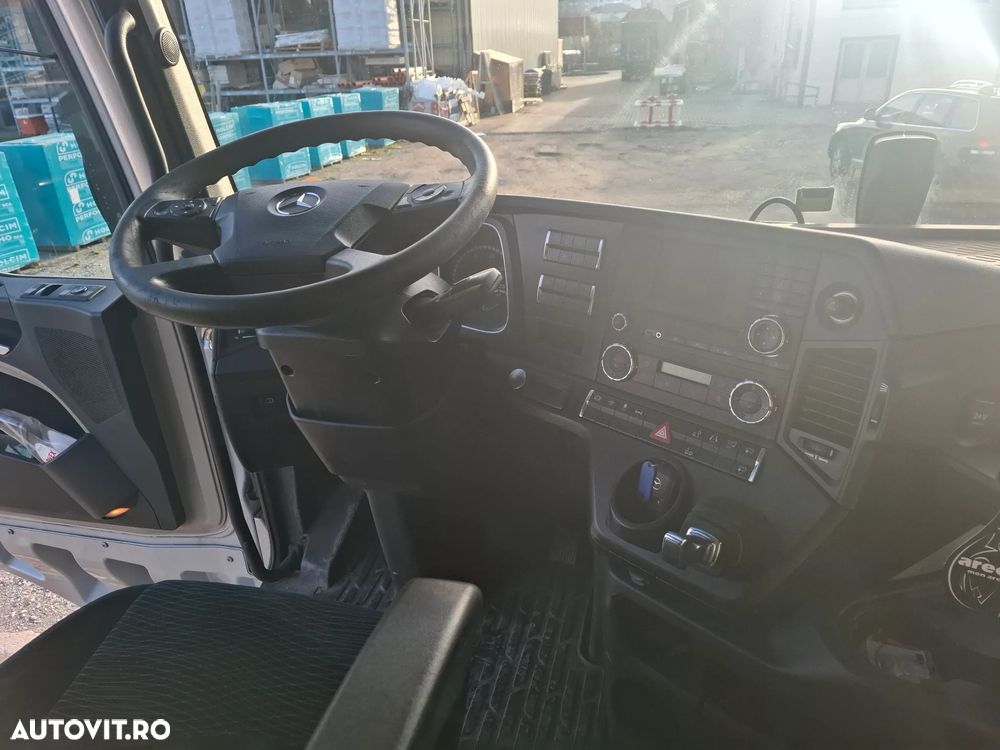 Mercedes-Benz ACTROS 963-0-C - 2