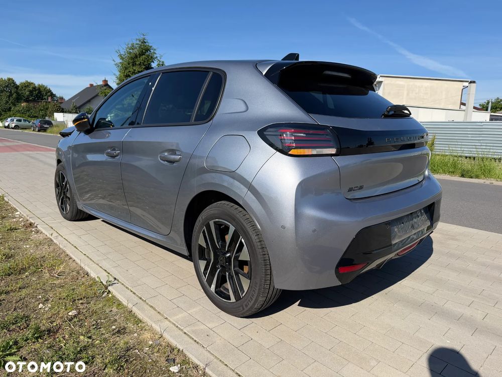Peugeot 208 PureTech 100 Allure - 13