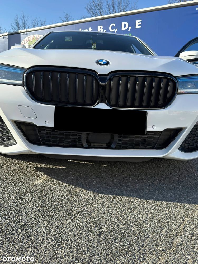 BMW Seria 5 520d xDrive M Sport sport - 8