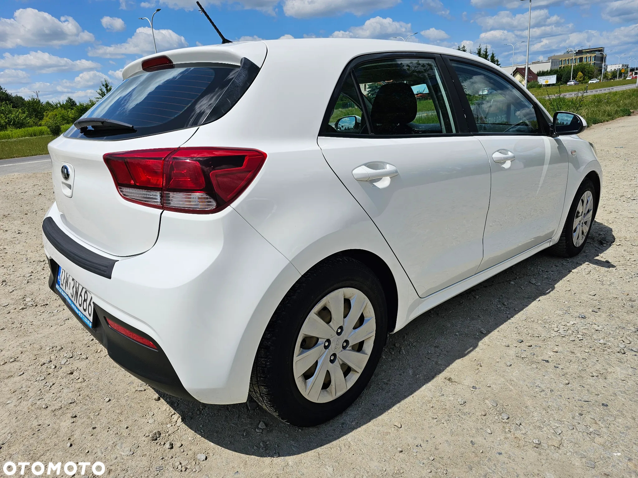 Kia Rio - 3