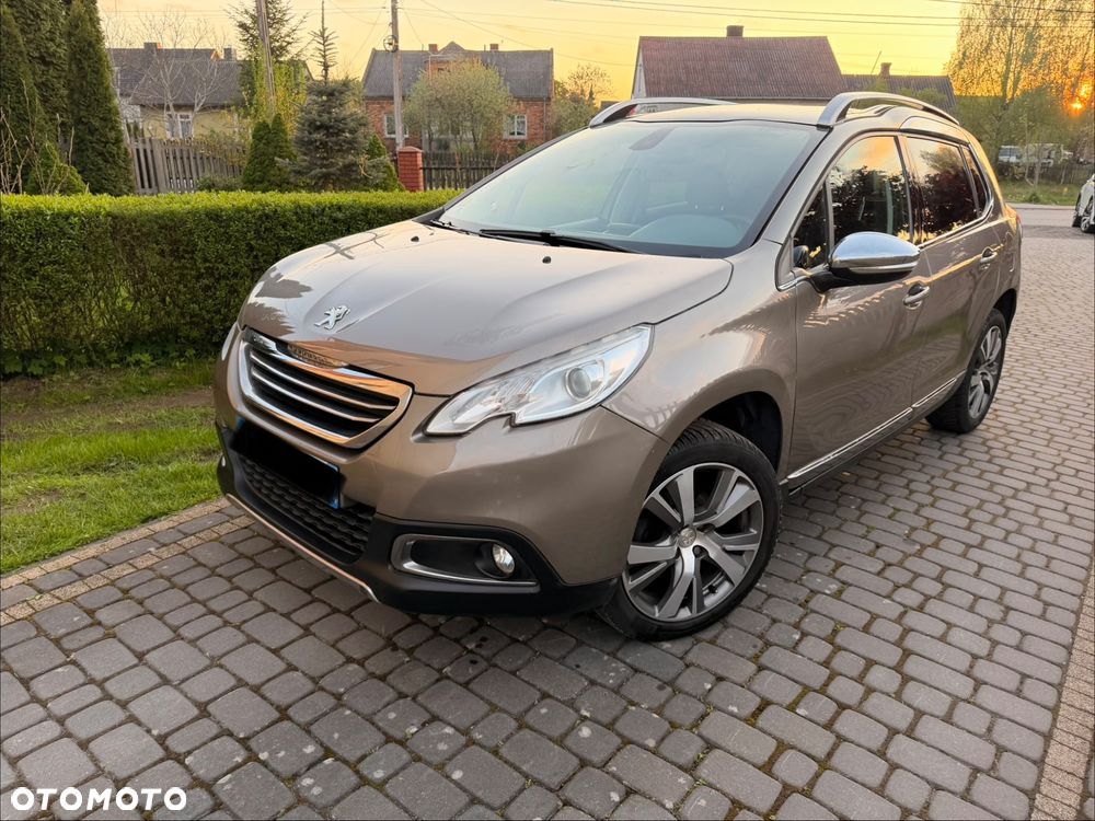 Peugeot 2008 1.6 e-HDi Allure S&S - 30