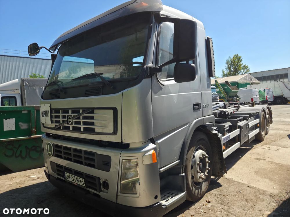Volvo FM 330 - 1