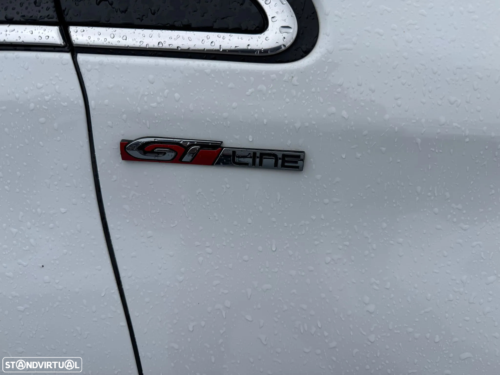Peugeot 208 1.2 PureTech GT Line EAT8 - 5