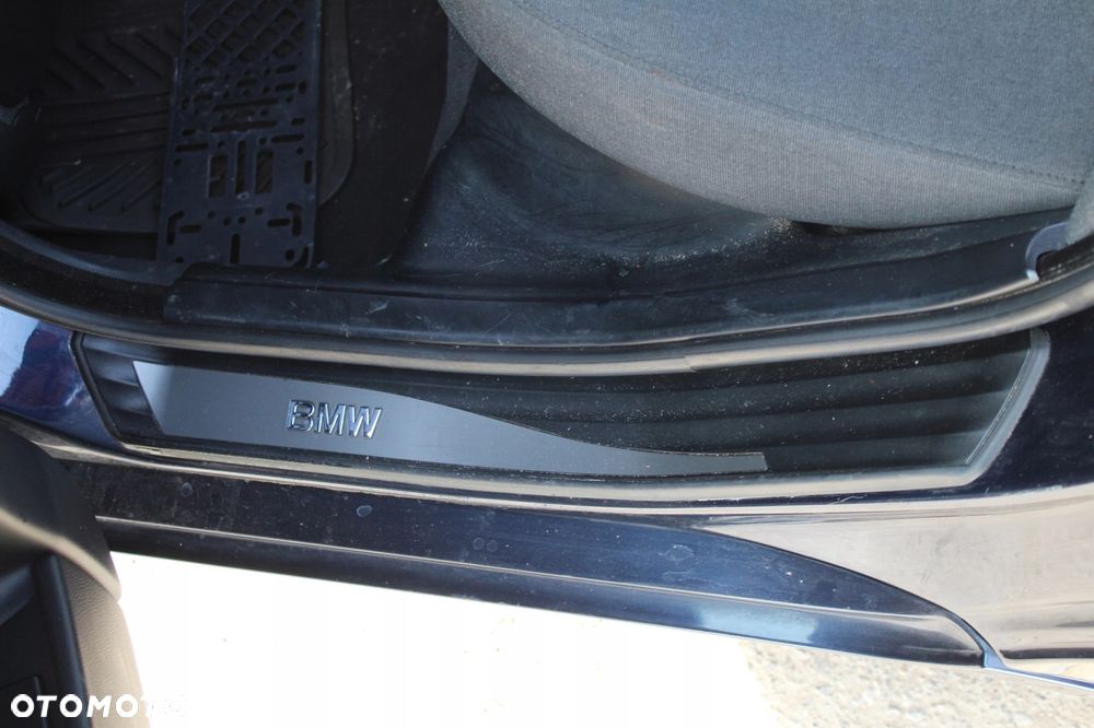 LISTWY NAKŁADKI PROGOWE WEWNĘTRZNE BMW SERIA 5 E60 - 5