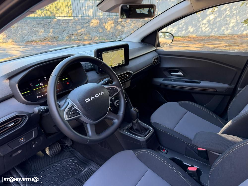 Dacia Jogger 1.6 Hybrid SL Extreme 7L - 8