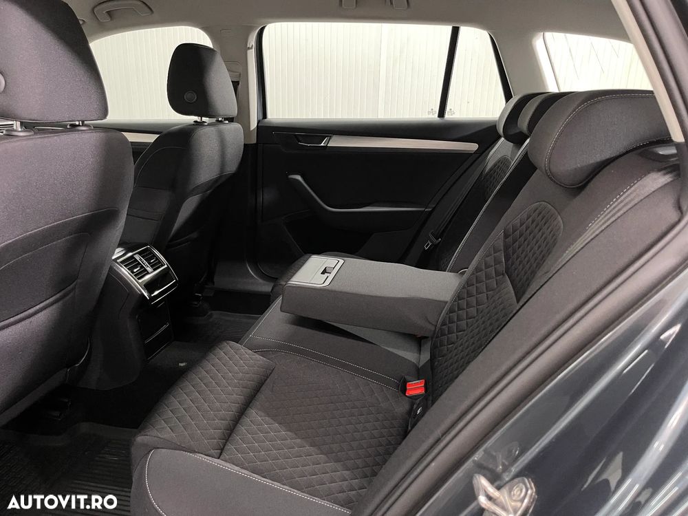 Skoda Superb 2.0 TDI DSG Ambition - 12