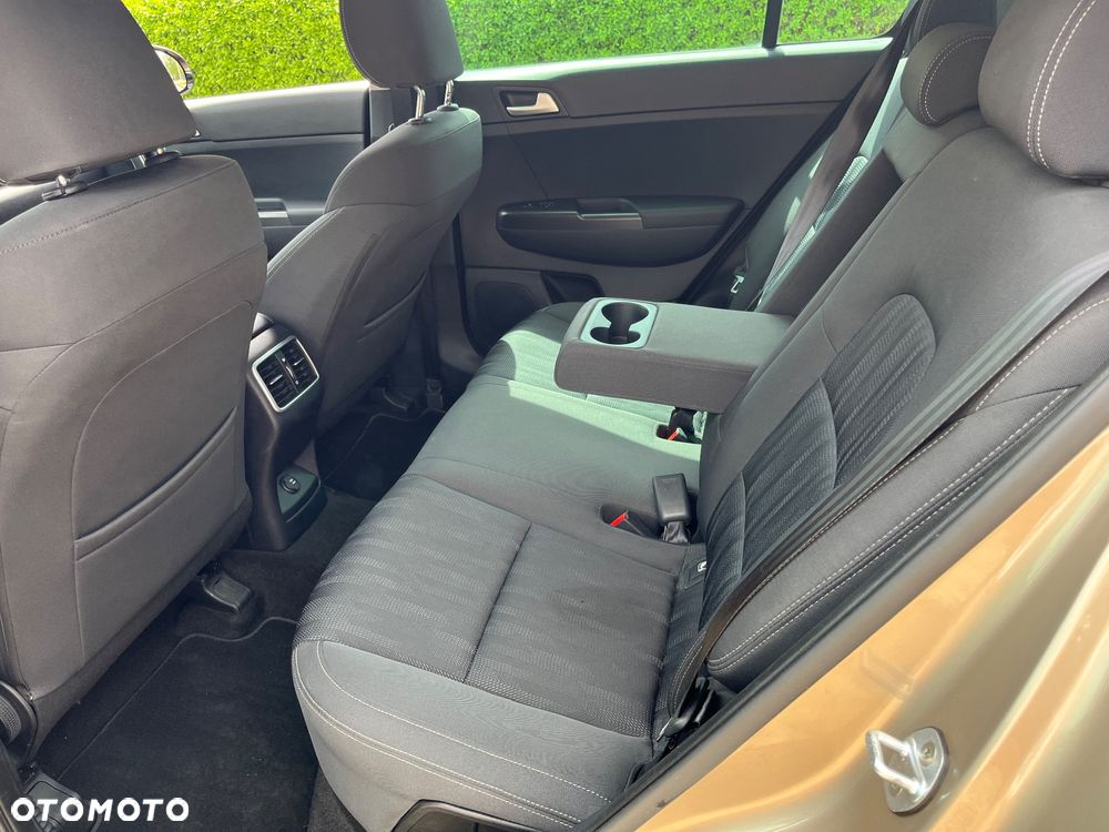 Kia Sportage 1.6 GDI 2WD SPIRIT - 8