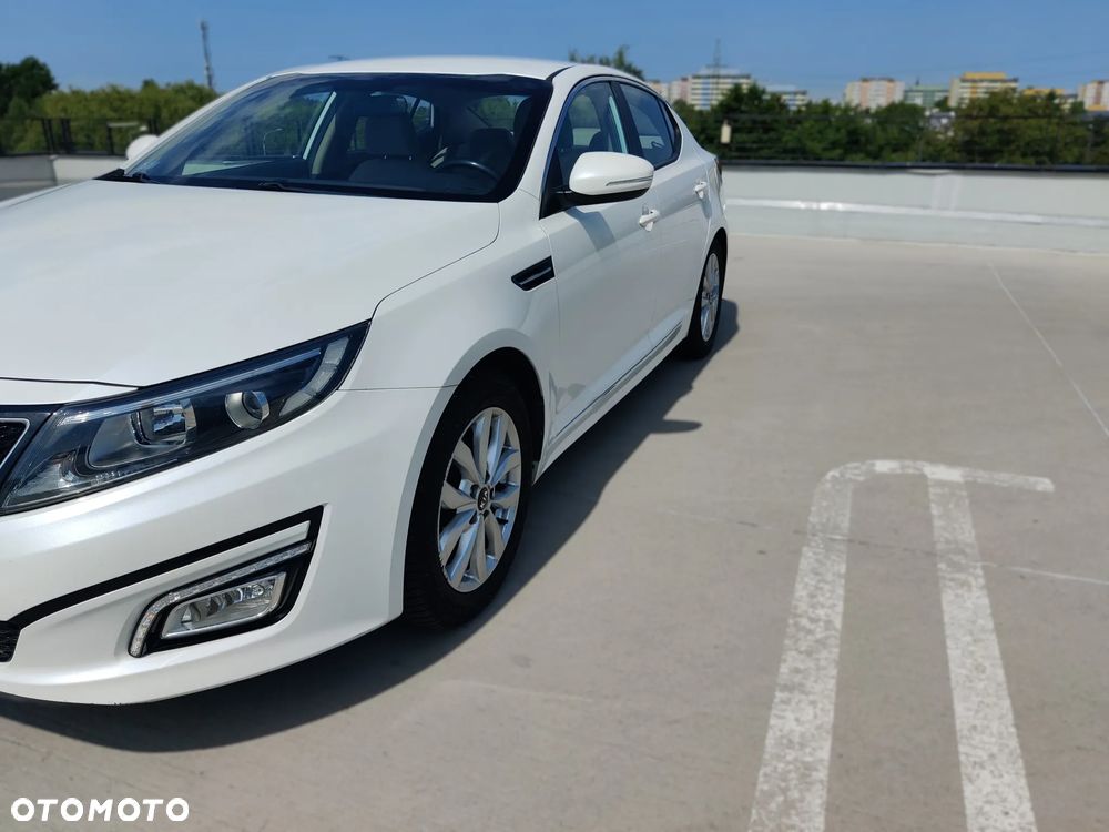 Kia Optima - 17