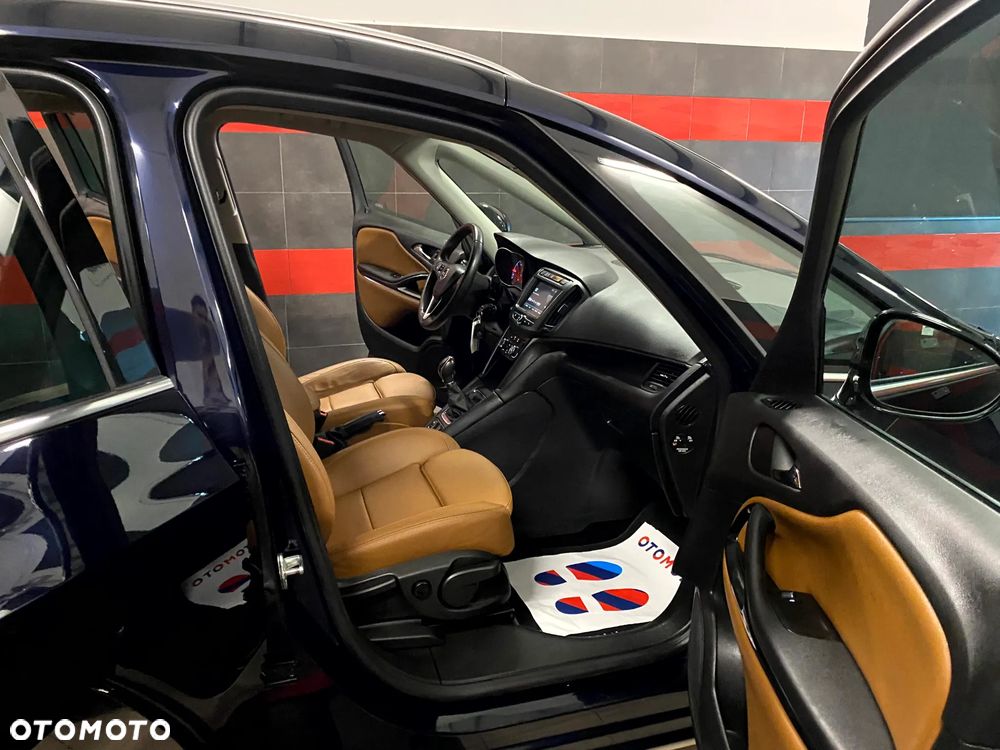 Opel Zafira 1.4 T Cosmo - 21