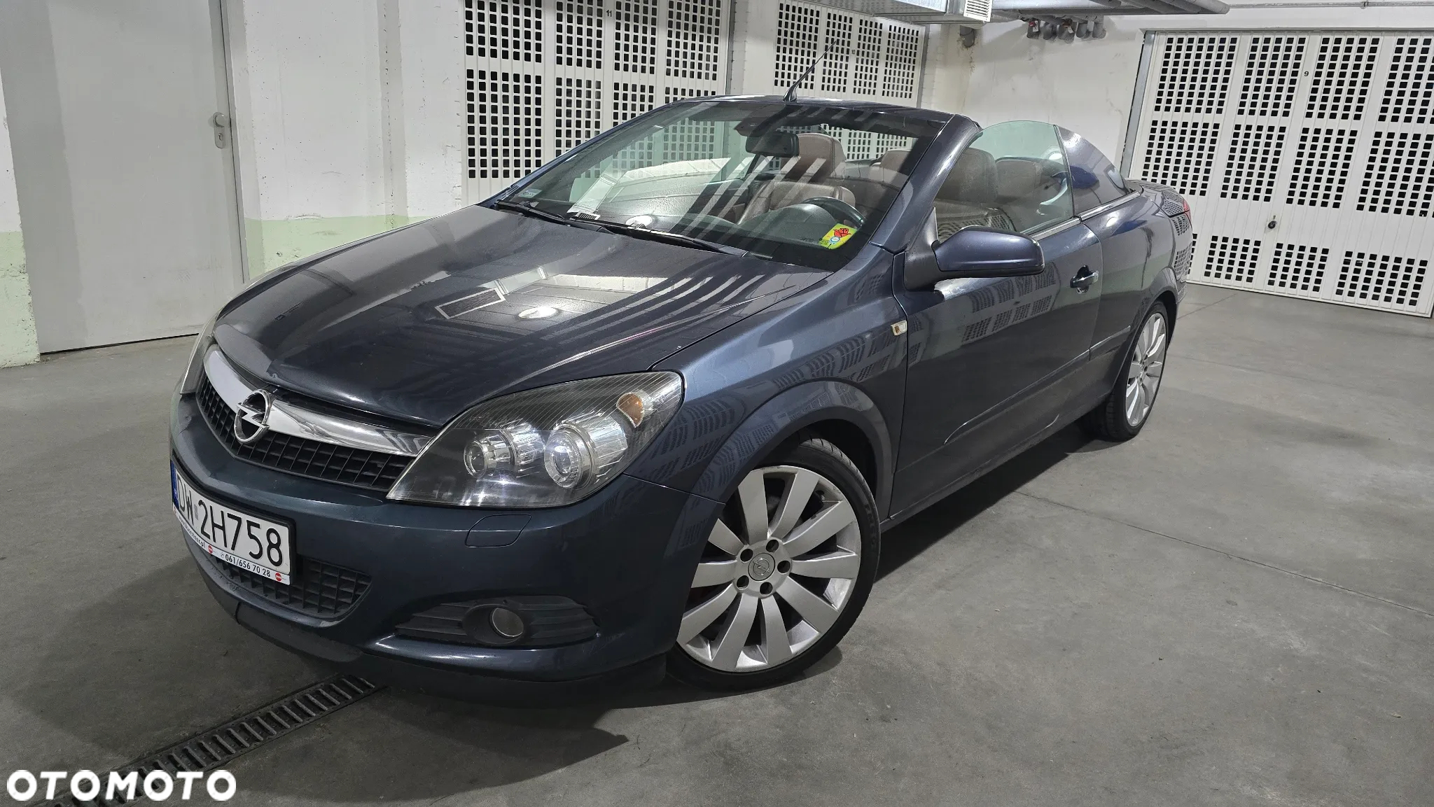 Opel Astra Twin Top 1.9 CDTI Cosmo - 22