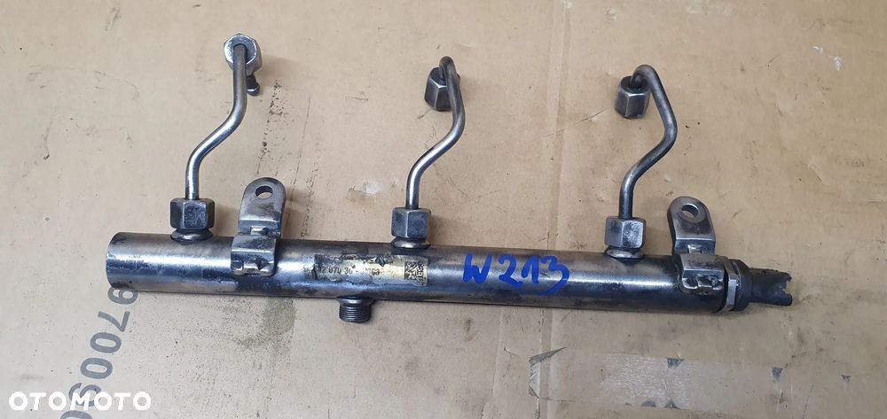Listwa wtryskowa rurki przewody czujnik Mercedes Klasa E W213 3.0 CDI - 1