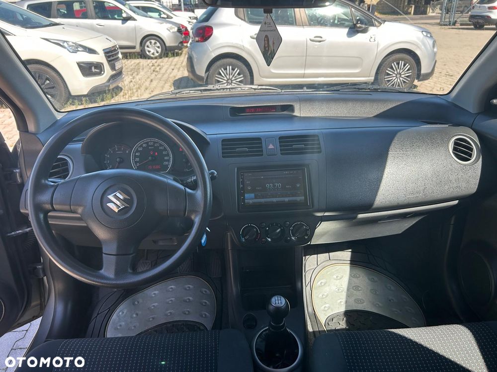 Suzuki Swift 1.3 Club - 15
