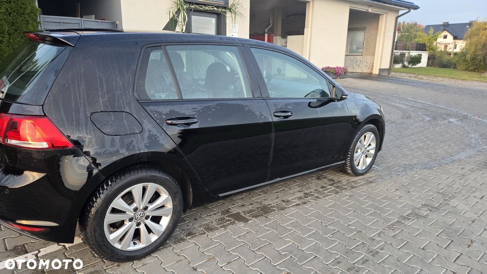 Volkswagen Golf - 3