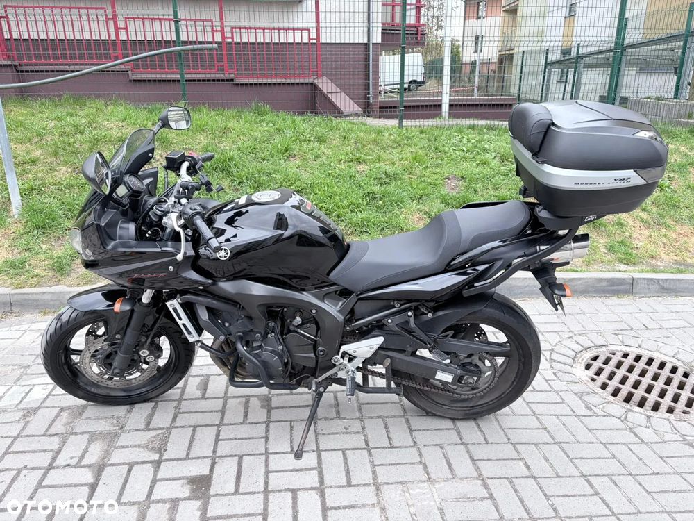 Yamaha FZ6 - 1