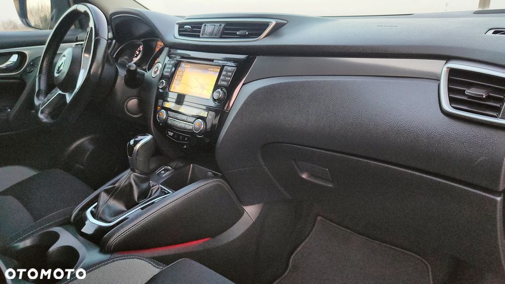 Nissan Qashqai 1.2 DIG-T Xtronic 360 - 39