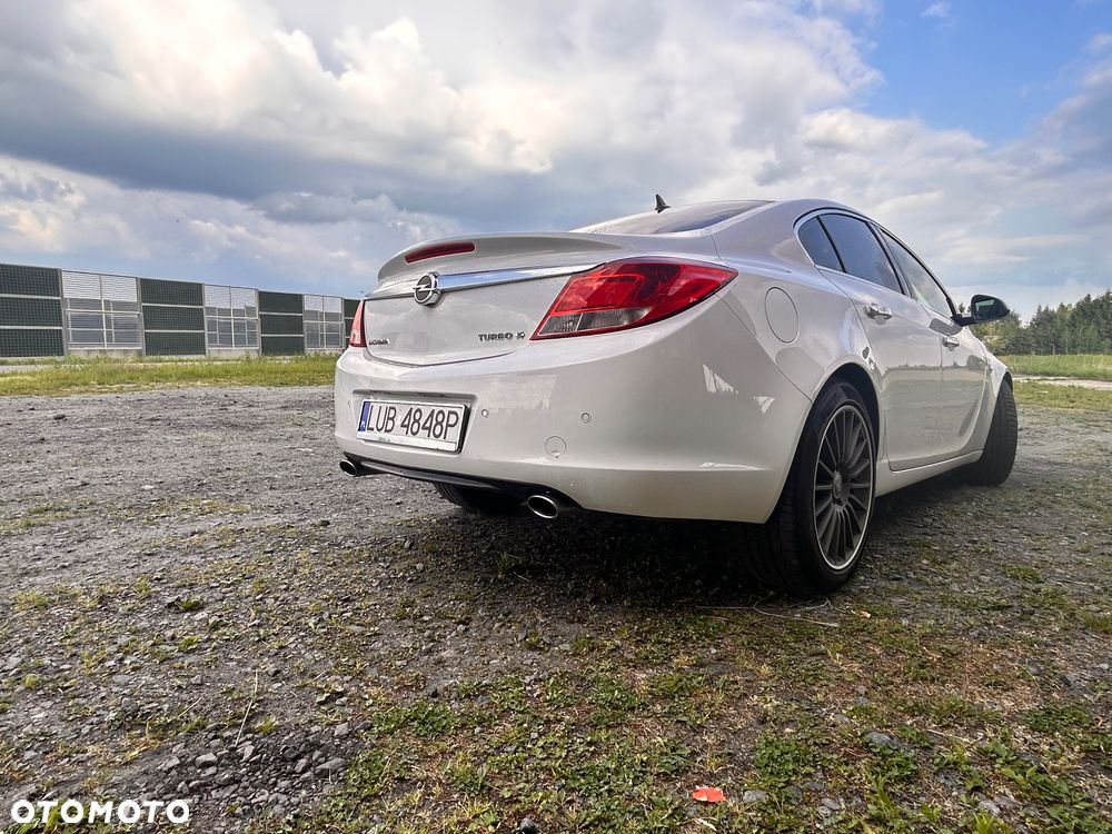 Opel Insignia 2.0 T Cosmo 4x4 - 17