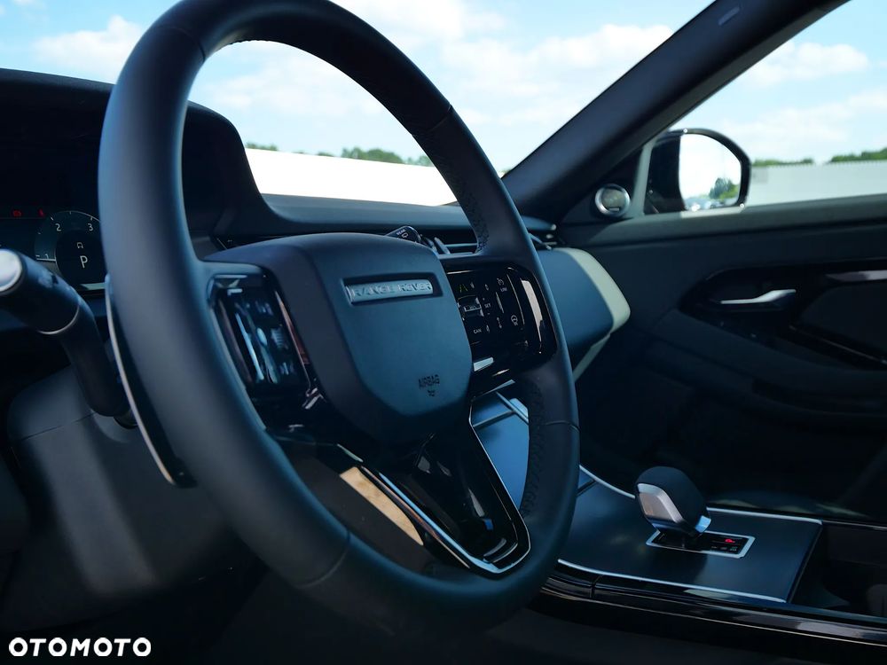 Land Rover Range Rover Evoque - 38