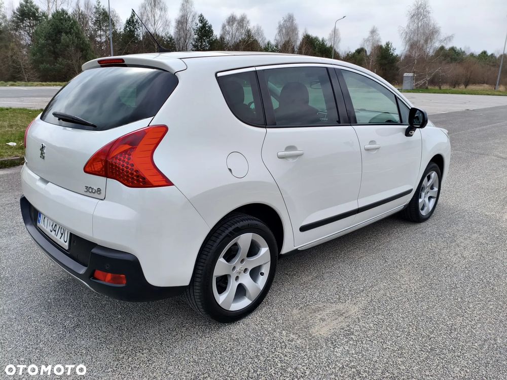 Peugeot 3008 HDi FAP 110 Allure - 16