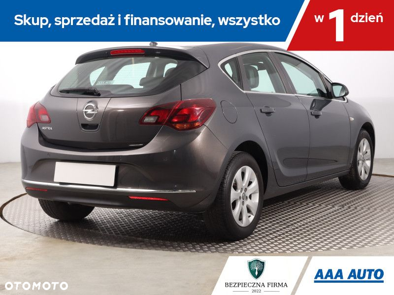 Opel Astra - 6