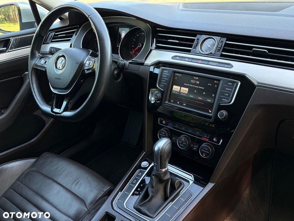 Volkswagen Passat Variant 2.0 TDI DSG (BlueMotion Technology) Highline - 8