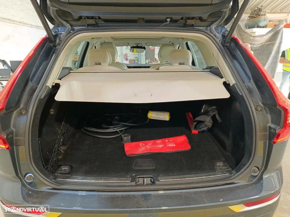 Volvo XC 60 2.0 T8 PHEV Inscription AWD - 11
