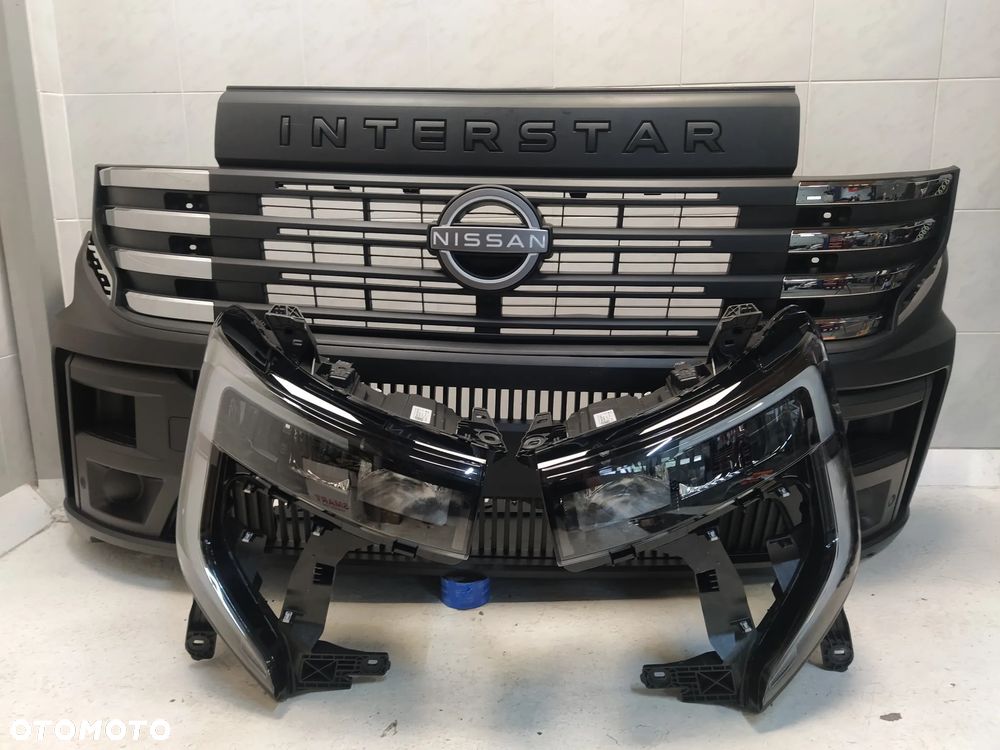 NISSAN INTERSTAR 2025- ZDERZAK PRZÓD PRZEDNI GRILL ATRAPA CHŁODNICY LAMPY REFLEKTORY LEWA PRAWA 6xPDC HALOGENY KOMPLET NOWY ORYGINAŁ - 2