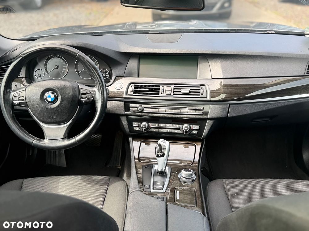 BMW Seria 5 520d - 11