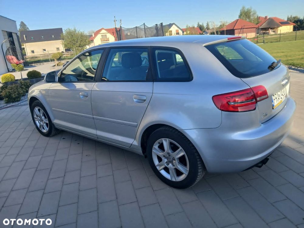 Audi A3 Sportback - 11