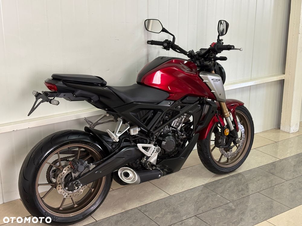 Honda CB - 4