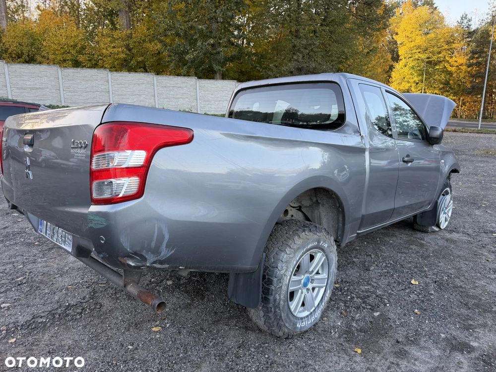 Mitsubishi L200 - 5