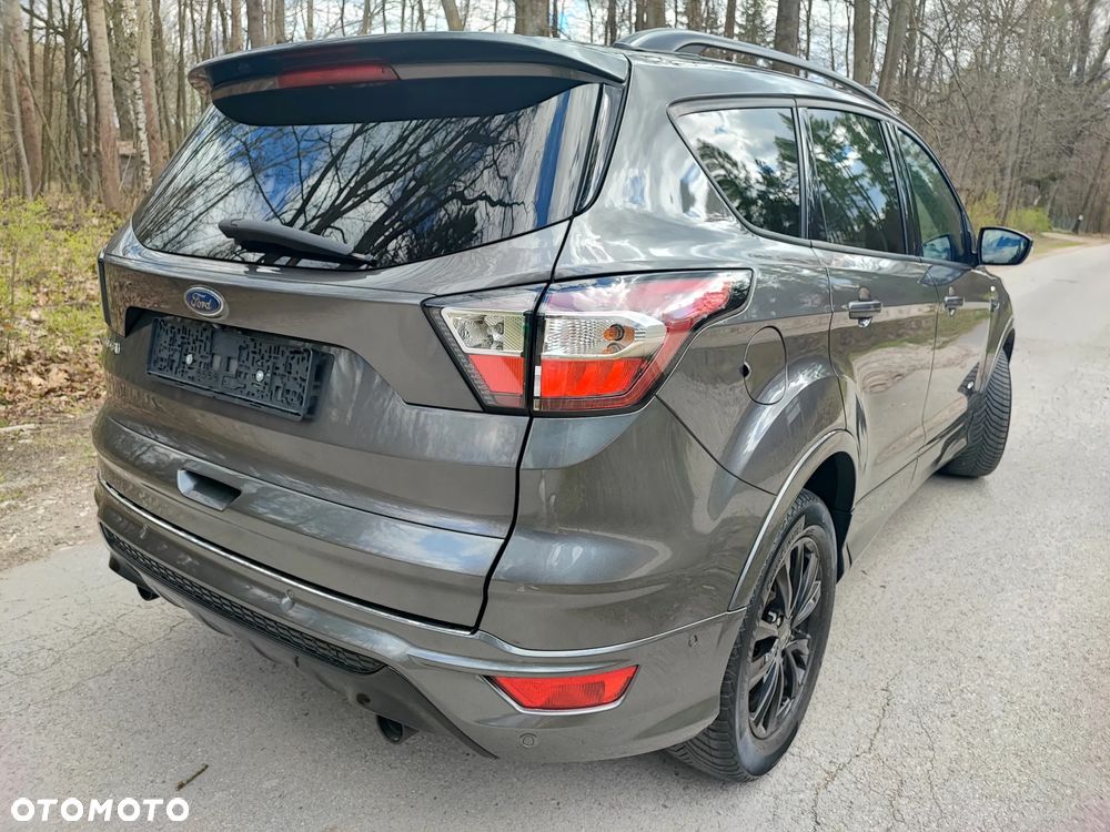 Ford Kuga 2.0 TDCi 4x4 ST-Line - 13