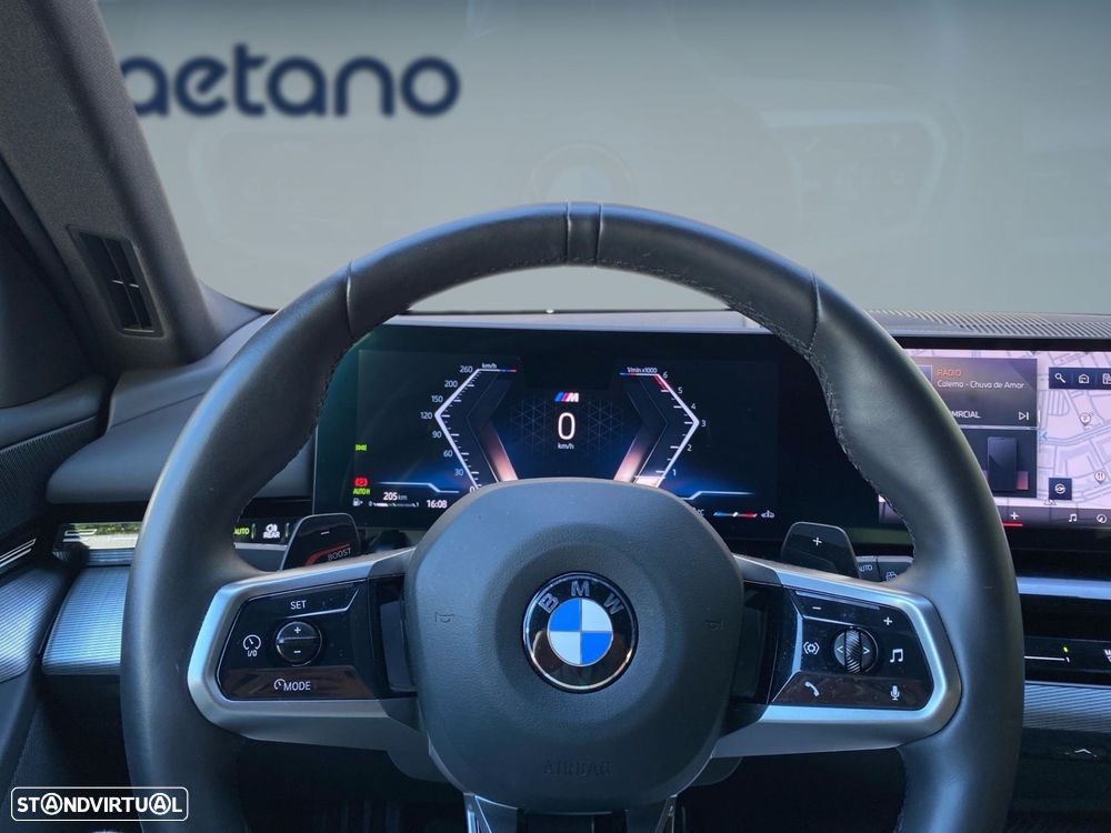 BMW 520 d Pack Desportivo M Pro - 6