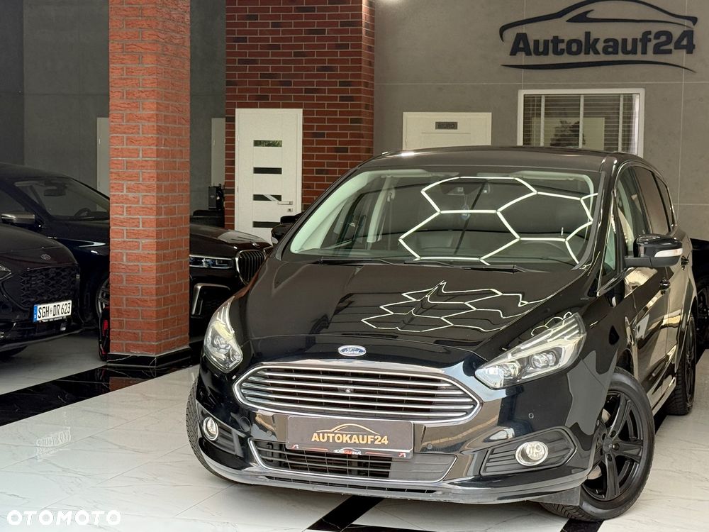 Ford S-Max 2.0 TDCi Titanium PowerShift - 6