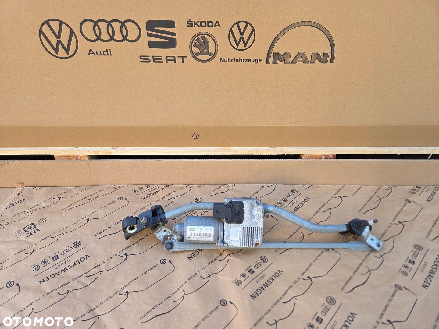 AUDI A5 8T LIFT MECHANIZM SILNICZEK WYCIERACZEK PRZÓD 8T1955023E 8T1955119D - 1