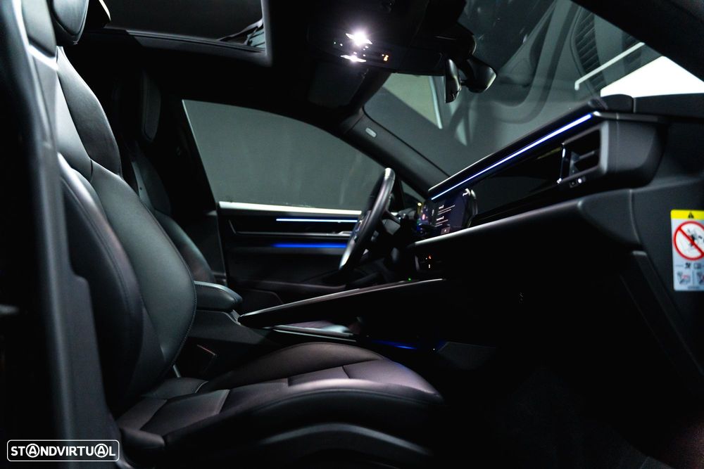 Porsche Macan Electric 4 - 21